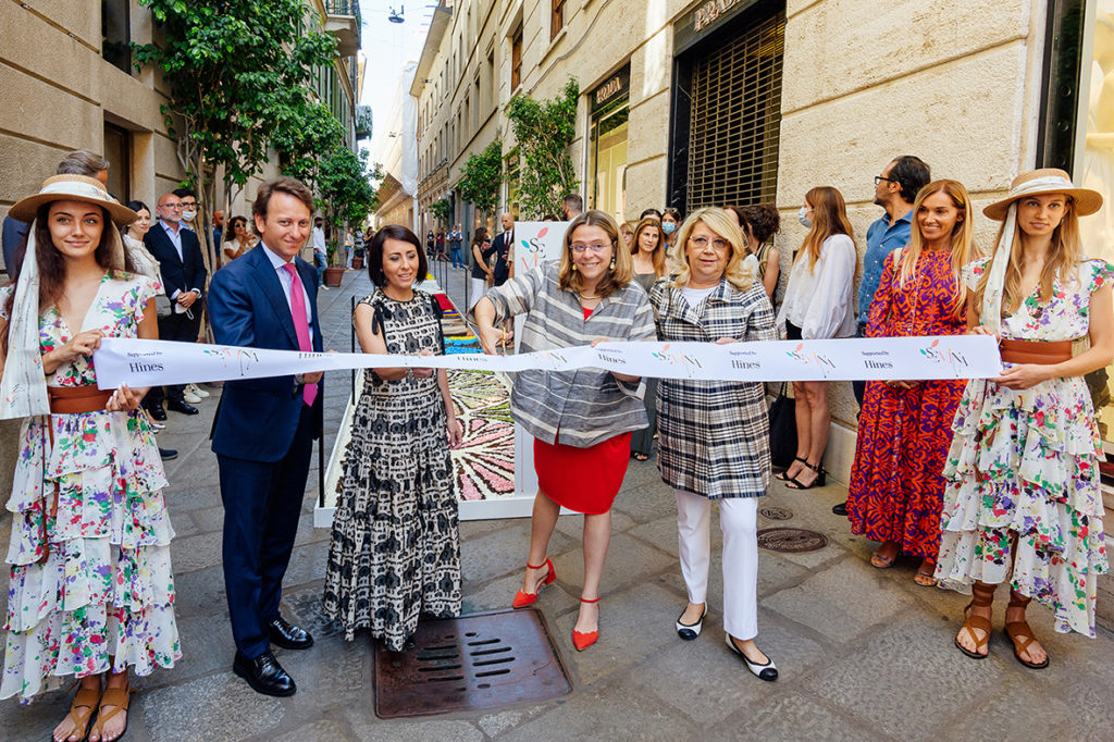 TAGLIO DEL NASTRO INFIORATA VIA DELLA SPIGA